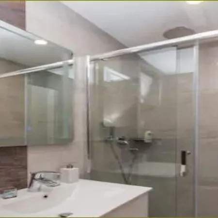 Dub - With Shared Terrace No 2 Apartman
